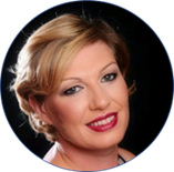 Headshot of Nikki-Dee Haddleton